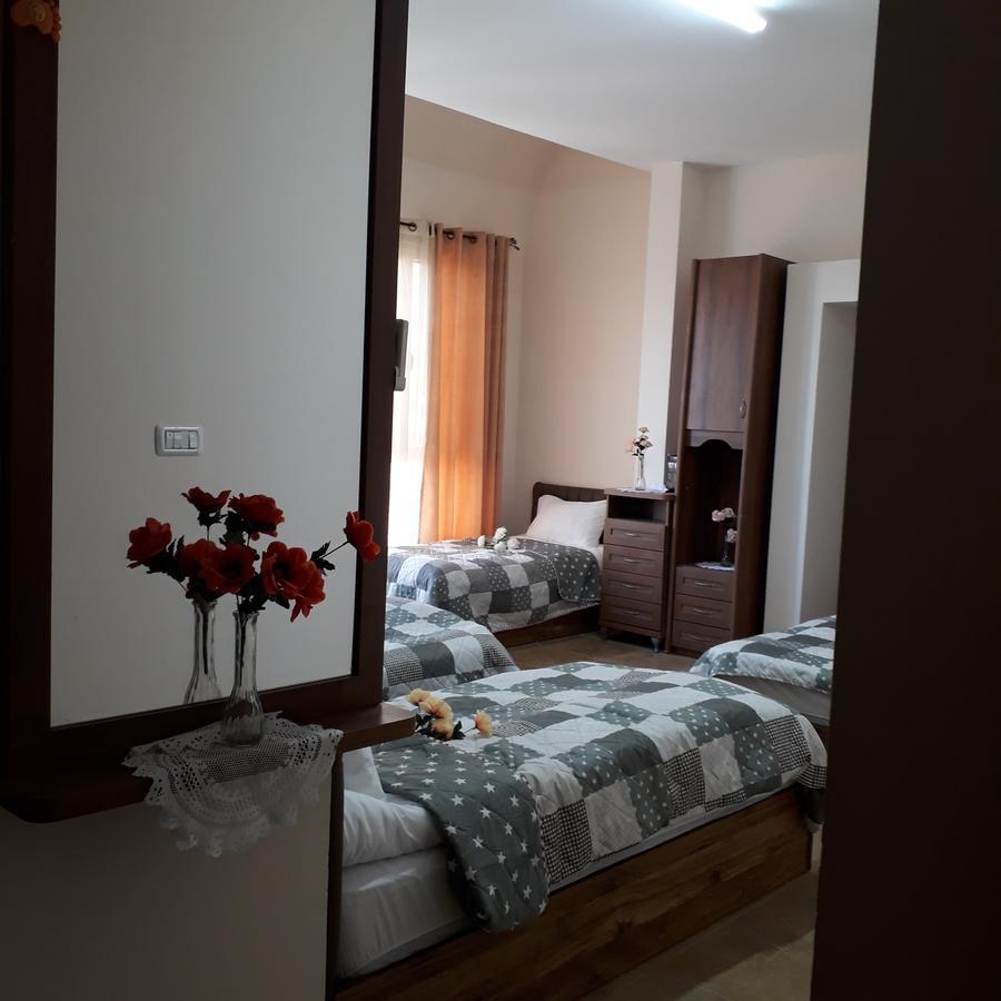 Royal Guest House Назарет Екстериор снимка